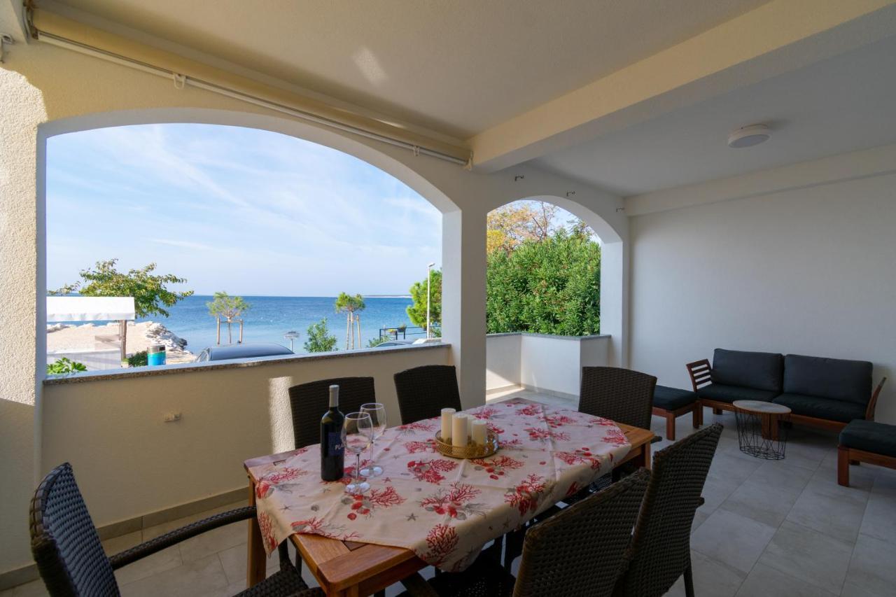 קולאן Apartments By The Sea Mandre, Pag - 4093 מראה חיצוני תמונה
