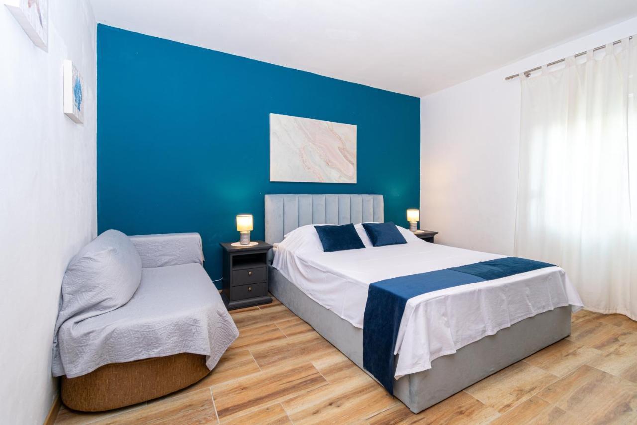 קולאן Apartments By The Sea Mandre, Pag - 4093 מראה חיצוני תמונה